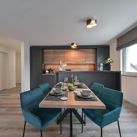 Stock Nr 9 Daire Friedrichshafen